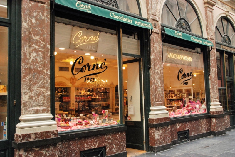 chocolaterie-BENDEJUN-min_chocolate_chocolaterie_shop_luxury_chic_gallery_brussels_belgium-558146